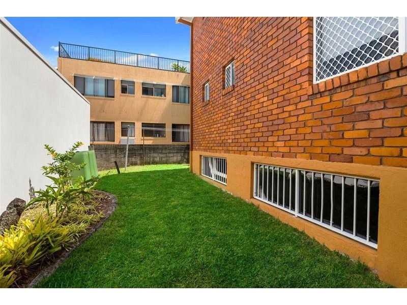 3/11 Fourteenth Avenue, Palm Beach QLD 4221