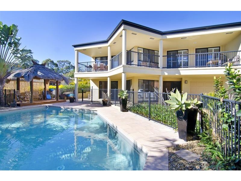 175 K P McGrath Drive, Elanora QLD 4221