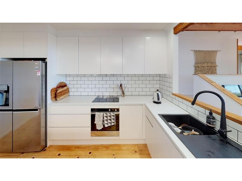 10 Hovea Court, Elanora QLD 4221