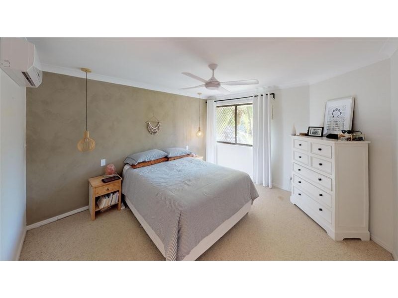 10 Hovea Court, Elanora QLD 4221