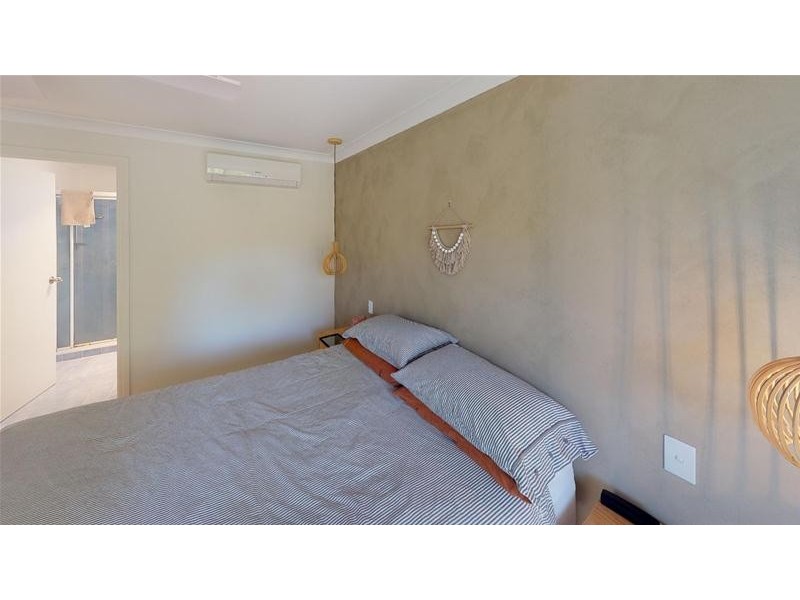 10 Hovea Court, Elanora QLD 4221