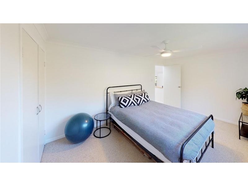 10 Hovea Court, Elanora QLD 4221