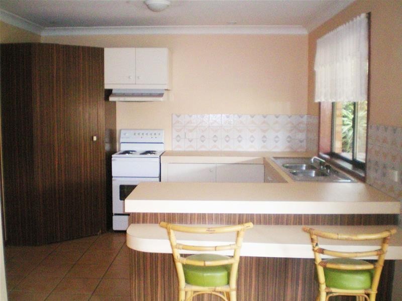 7 Araucaria Way, Elanora QLD 4221