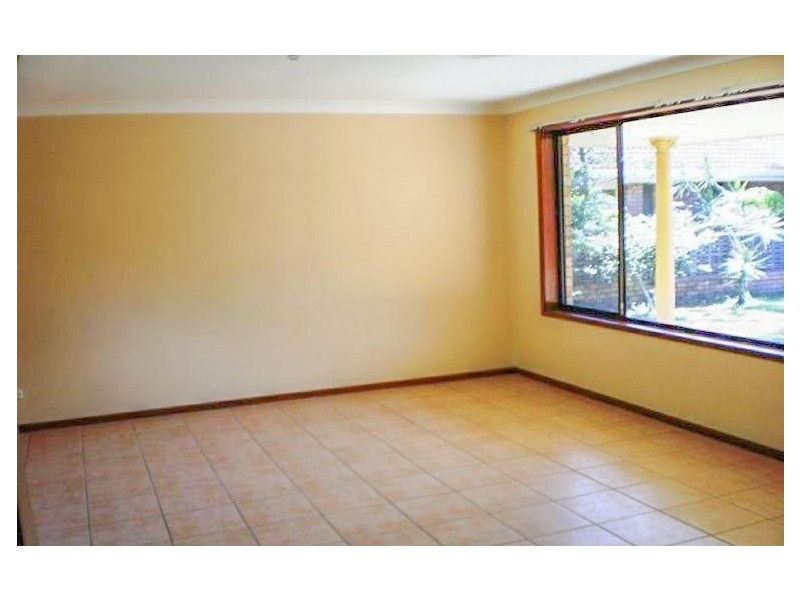 7 Araucaria Way, Elanora QLD 4221