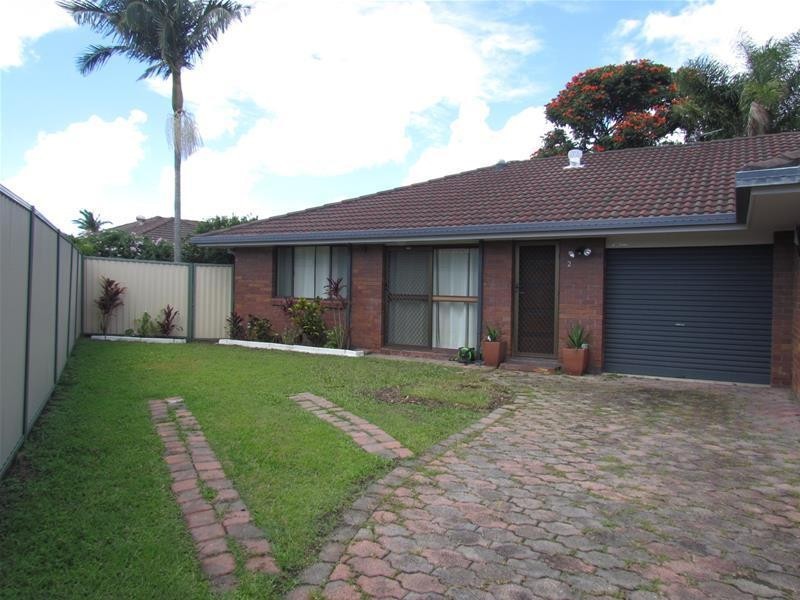 2/3 Greenleaf Close, Burleigh Waters QLD 4220