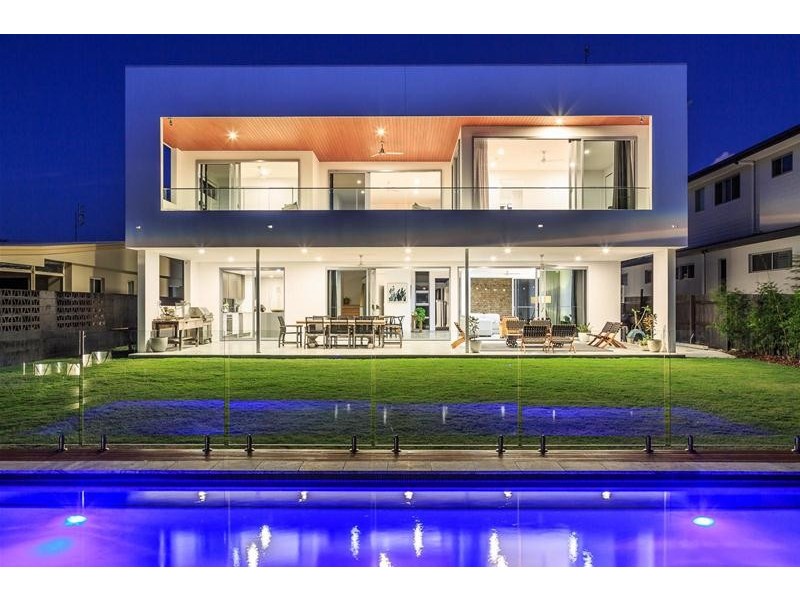 40 Parnki Parade, Palm Beach QLD 4221