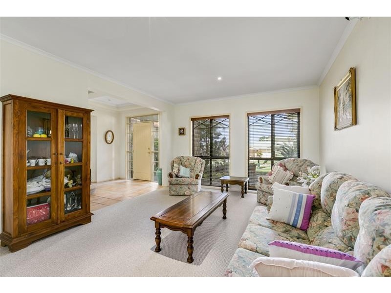 47 Doubleview Drive, Elanora QLD 4221