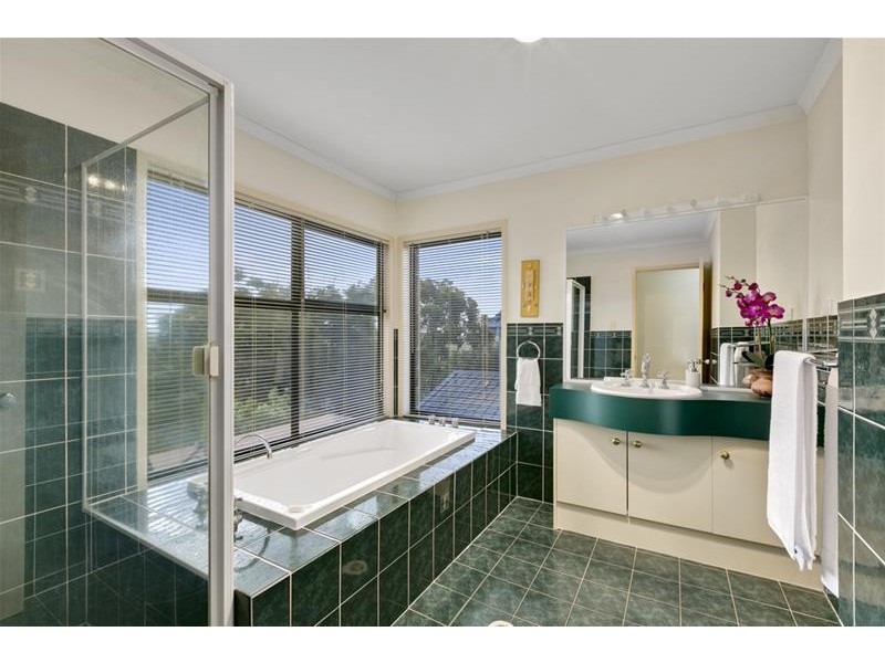 47 Doubleview Drive, Elanora QLD 4221