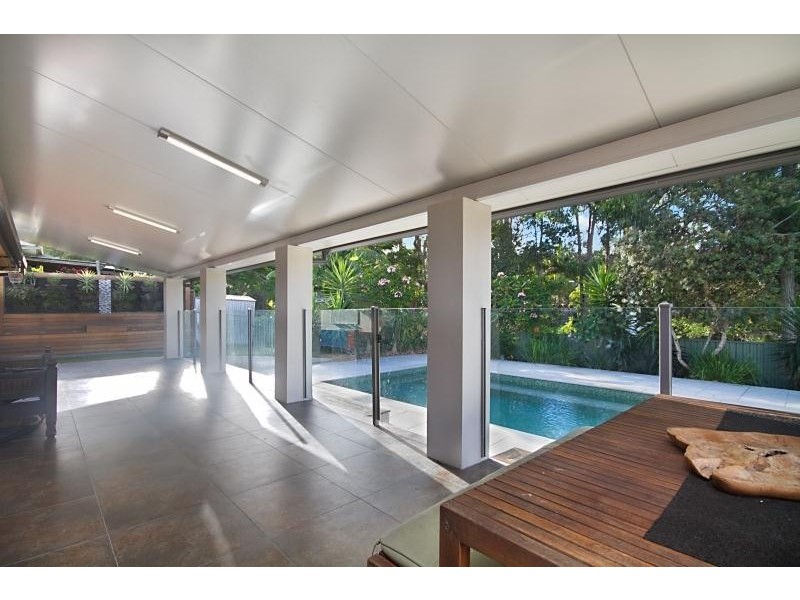 15 Beaumont Court, Currumbin Waters QLD 4223