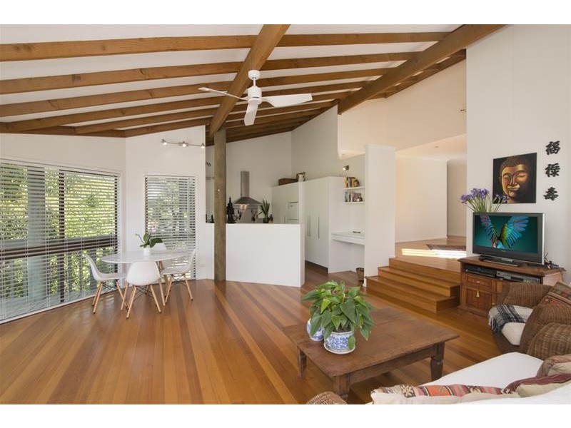 28 Swanbourne Way, Elanora QLD 4221