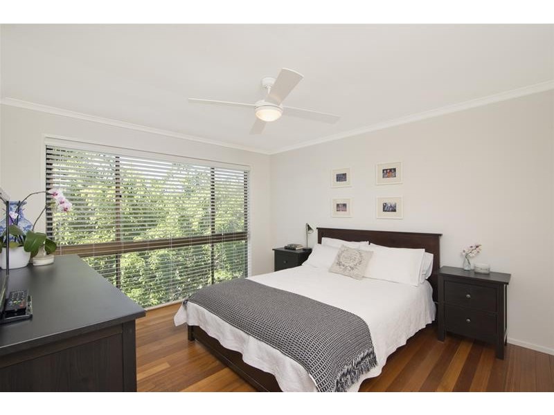 28 Swanbourne Way, Elanora QLD 4221