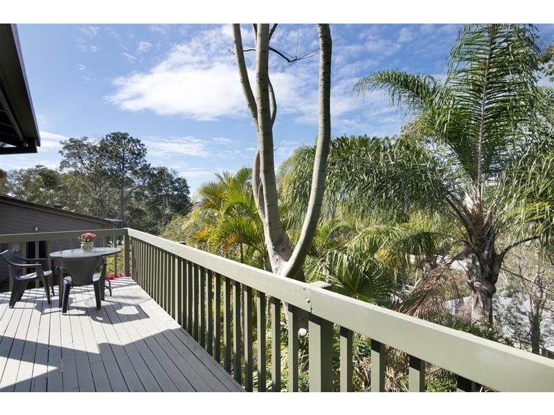 28 Swanbourne Way, Elanora QLD 4221