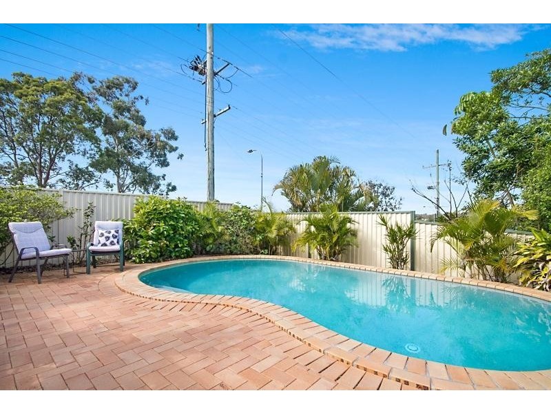 2 Numidia Street, Currumbin Waters QLD 4223