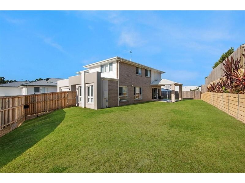 4 Beacon Court, Elanora QLD 4221