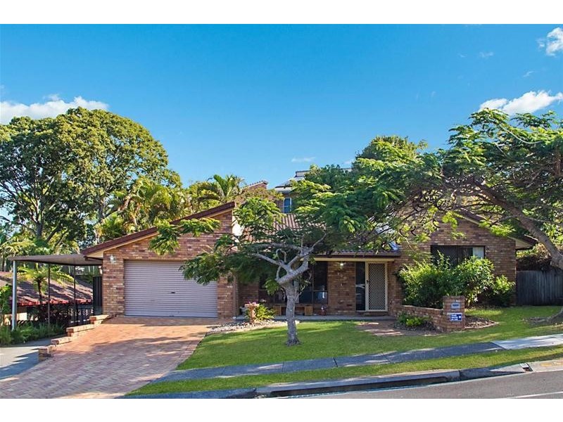 100 K P McGrath Drive, Elanora QLD 4221