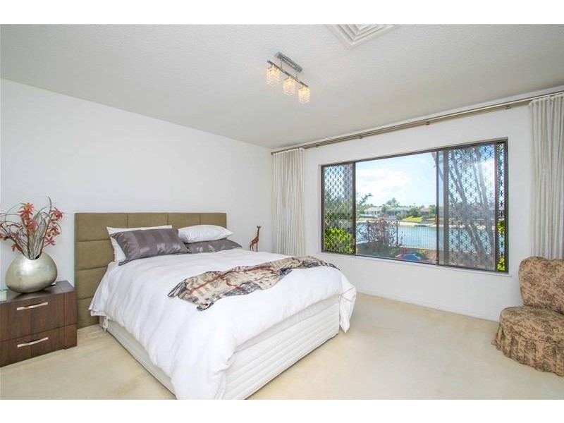 13 Boomerang Crescent, Bundall QLD 4217