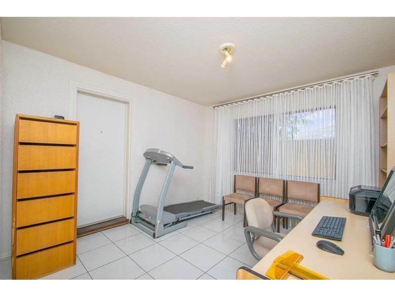 13 Boomerang Crescent, Bundall QLD 4217