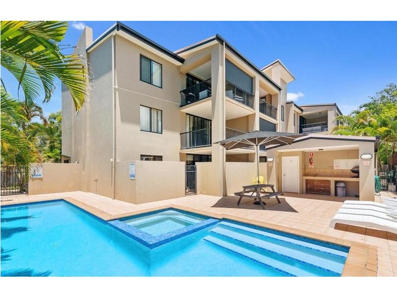 16/4 Mawarra  Street, Palm Beach QLD 4221