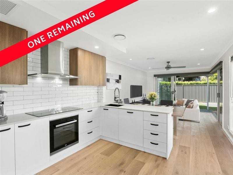 1 & 2/18 Thirteenth Avenue, Palm Beach QLD 4221