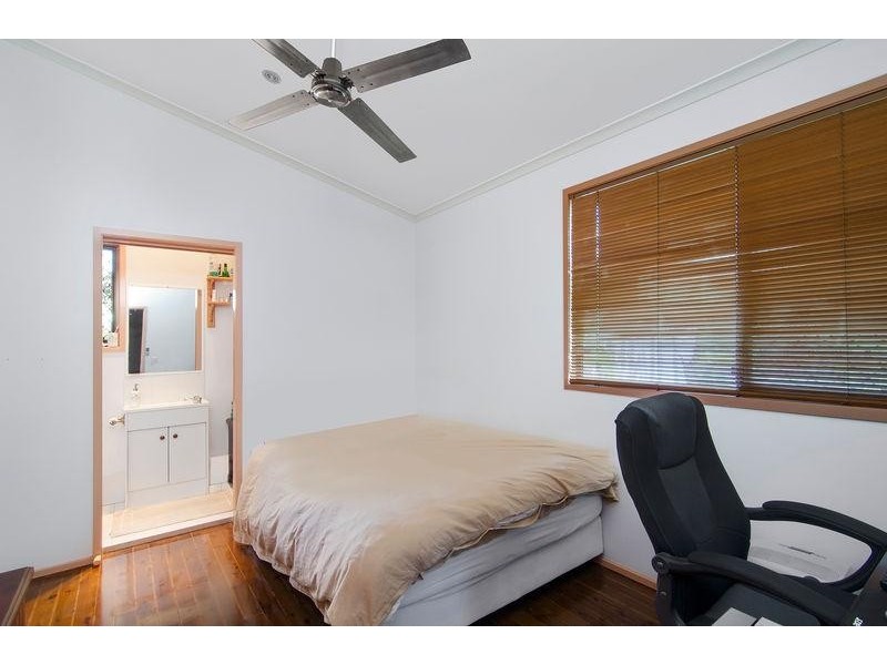 83 Avocado Street, Elanora QLD 4221