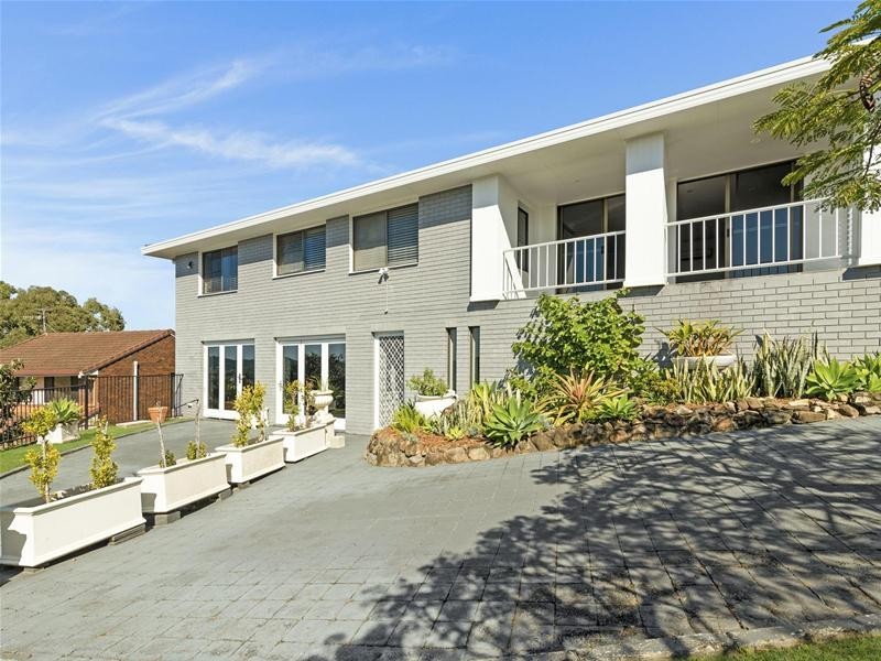 34 Larentia Street, Currumbin Waters QLD 4223