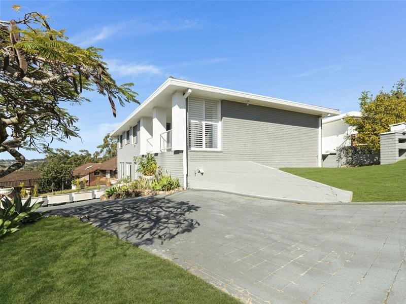 34 Larentia Street, Currumbin Waters QLD 4223