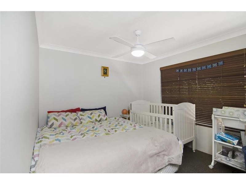 2/8 Nalla Court, Palm Beach QLD 4221