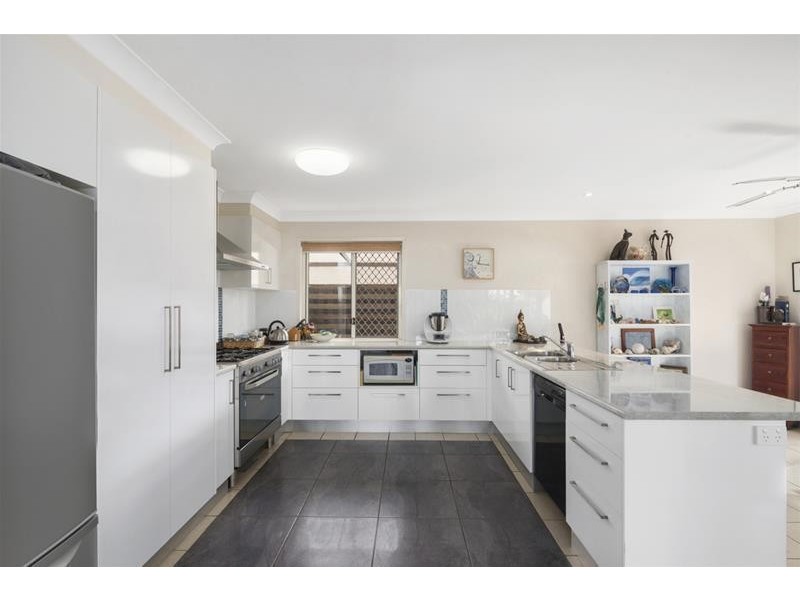 14 Keegan Circuit, Currumbin Waters QLD 4223