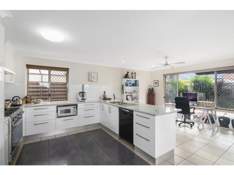 14 Keegan Circuit, Currumbin Waters QLD 4223