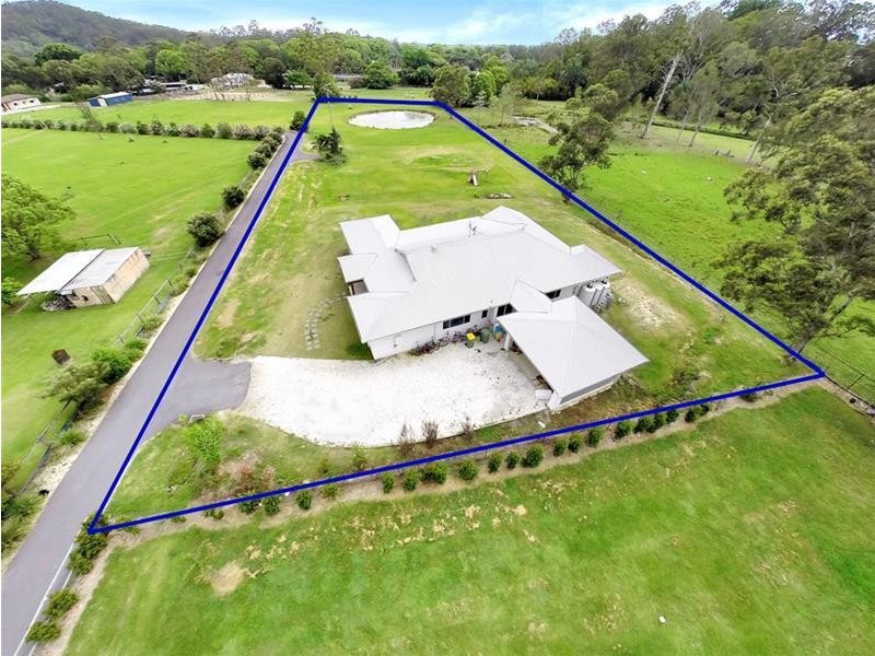 2/11 Benaroon Court, Tallebudgera QLD 4228