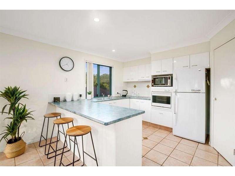 18 Leopard Avenue, Elanora QLD 4221