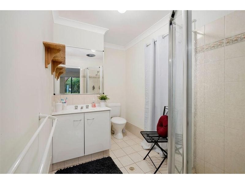 18 Leopard Avenue, Elanora QLD 4221