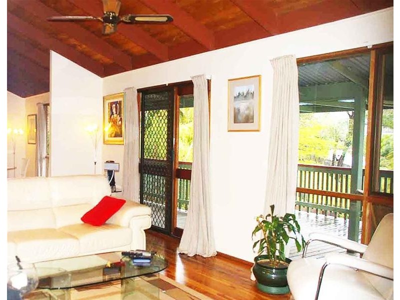 45 Angelica Street, Elanora QLD 4221