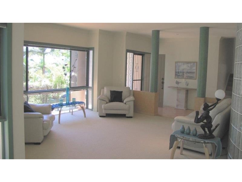 84 Blamey Drive, Currumbin QLD 4223