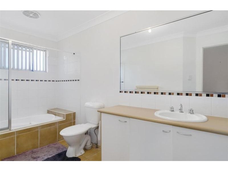 21/31 Archipelago Street, Pacific Pines QLD 4211