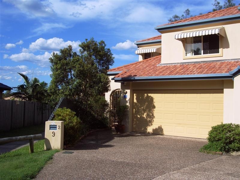 2/9 Wuruma Court, Elanora QLD 4221