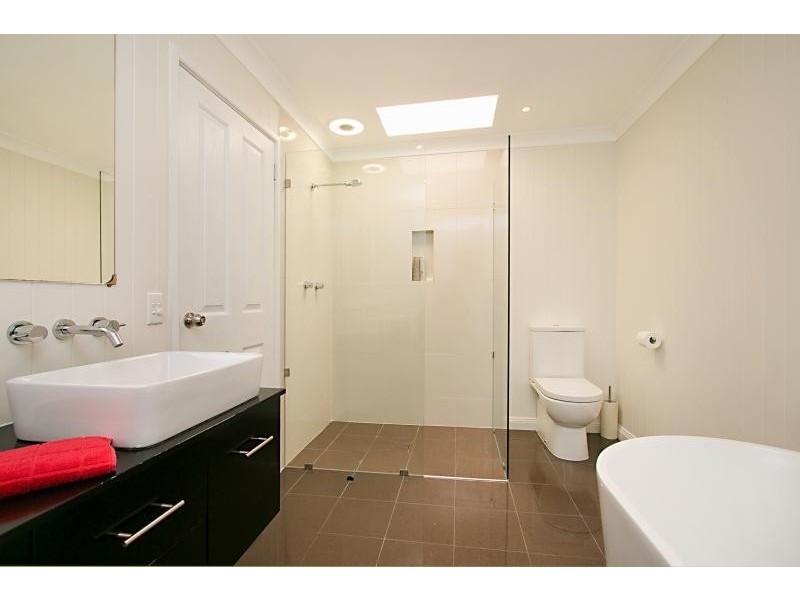 10 Myco Court, Elanora QLD 4221