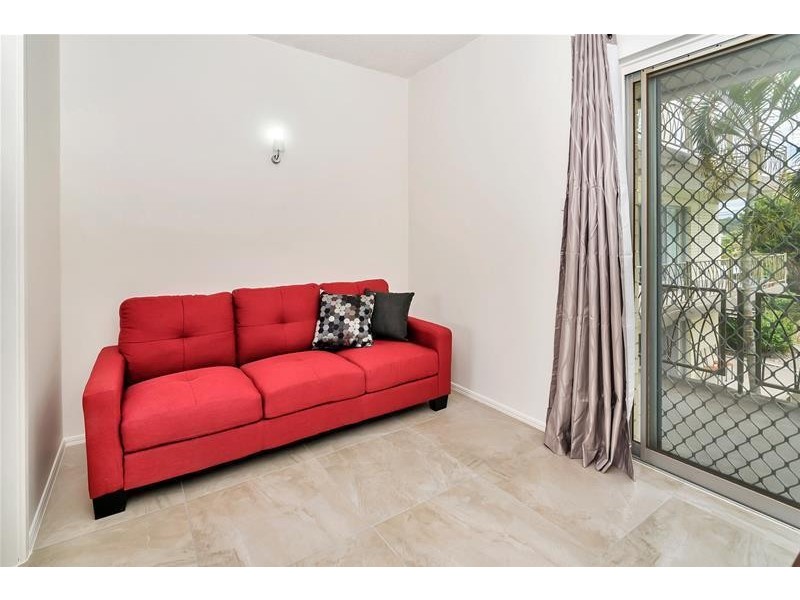 11/41 Tallebudgera Drive, Palm Beach QLD 4221