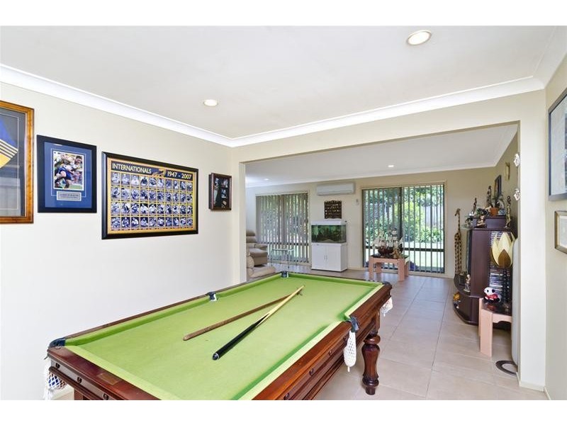 4 Diplacus Drive, Palm Beach QLD 4221