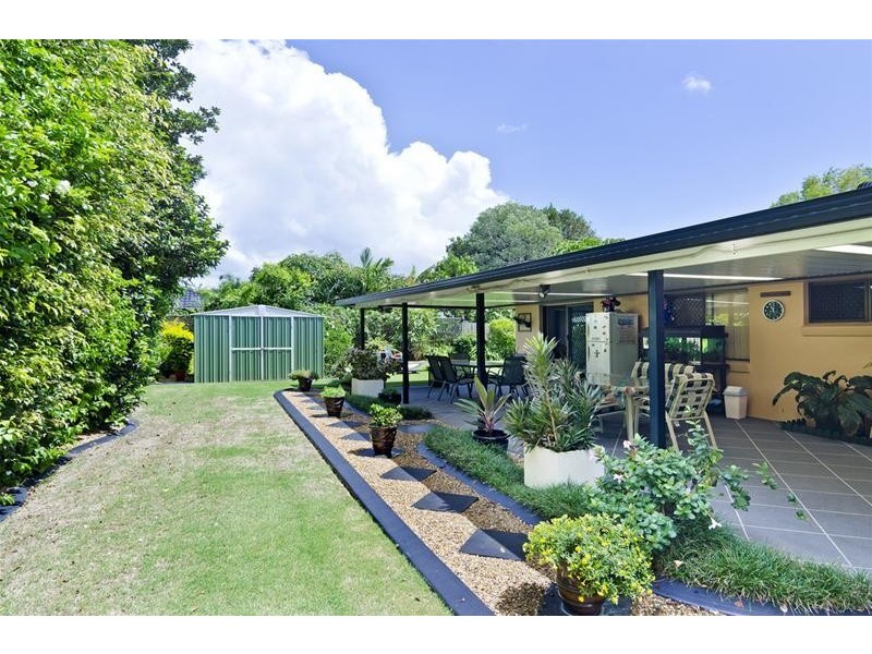 4 Diplacus Drive, Palm Beach QLD 4221