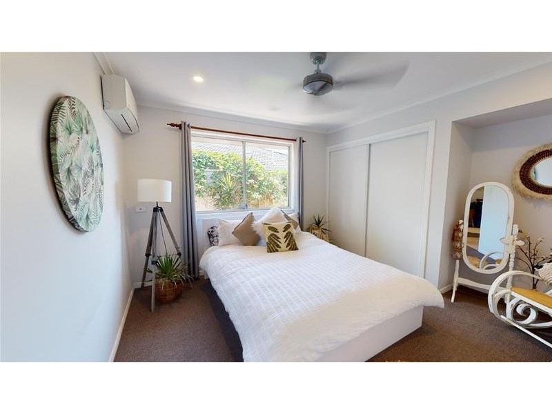 162 Townson Avenue, Palm Beach QLD 4221