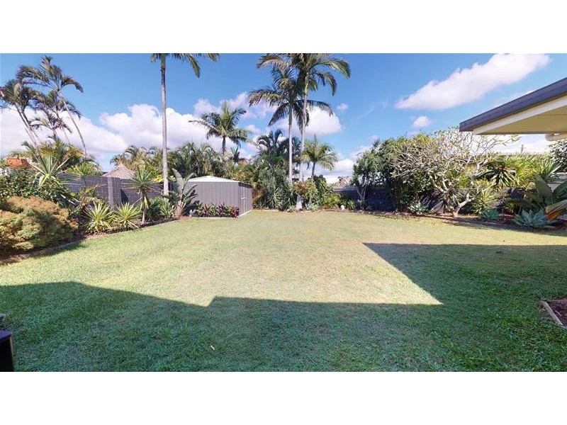 162 Townson Avenue, Palm Beach QLD 4221