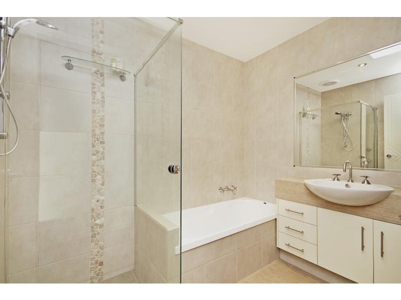 1/21 Hooper Drive, Currumbin QLD 4223