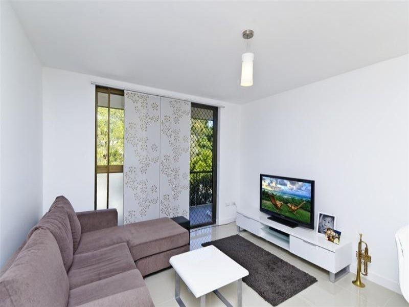 4/1374 Gold Coast Highway, Palm Beach QLD 4221