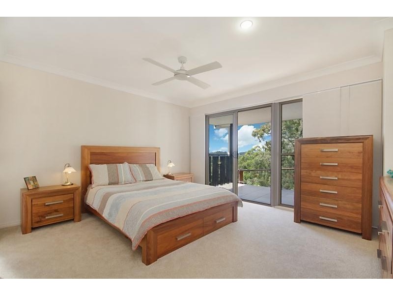 8 Simpsons Road, Currumbin Waters QLD 4223