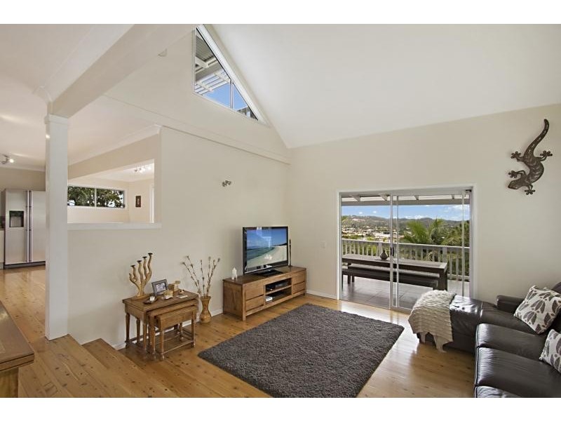 20 Bronzewing Close, Elanora QLD 4221