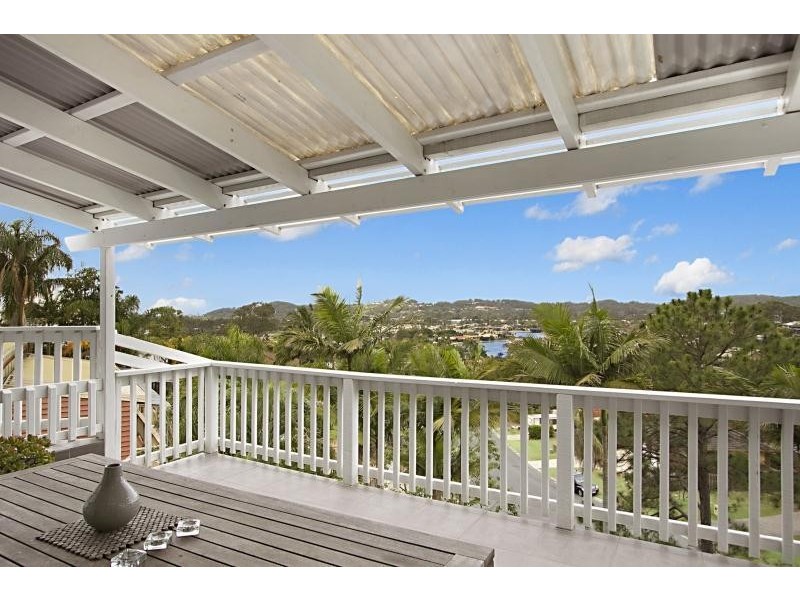 20 Bronzewing Close, Elanora QLD 4221