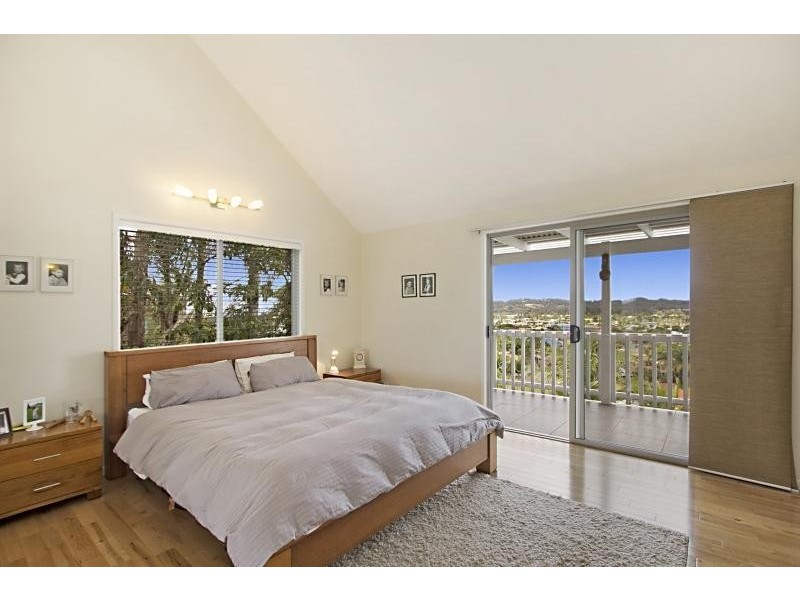 20 Bronzewing Close, Elanora QLD 4221