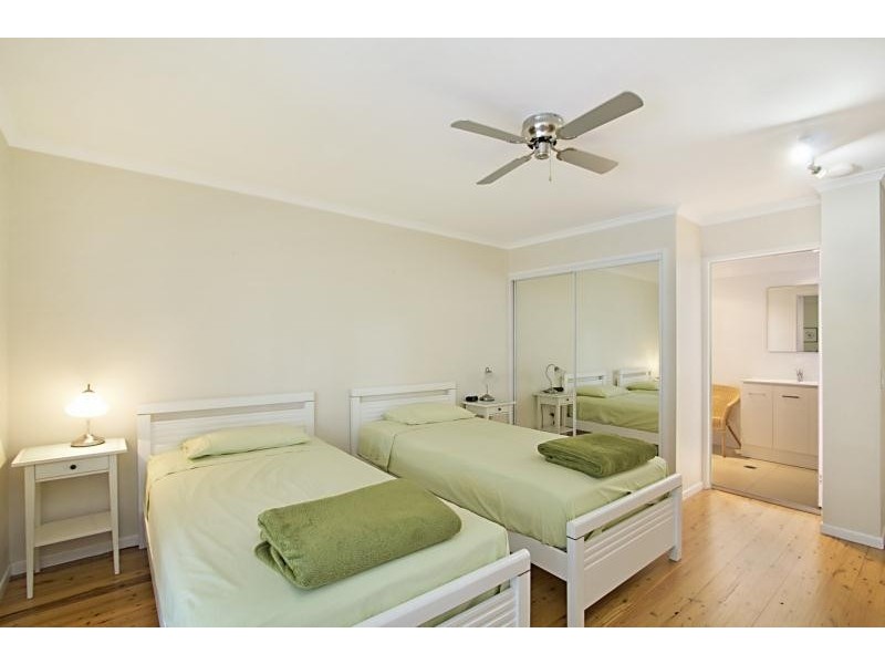 20 Bronzewing Close, Elanora QLD 4221