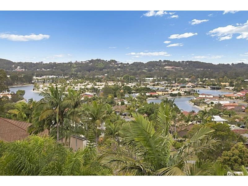 20 Bronzewing Close, Elanora QLD 4221